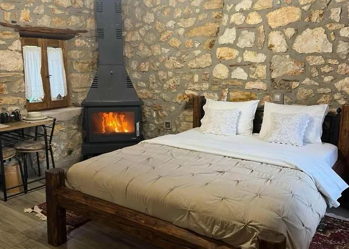Traditional Stone Guesthouse