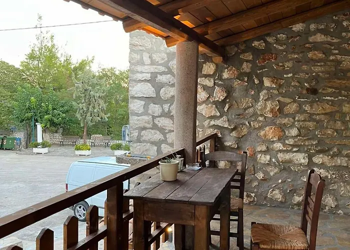 Traditional Stone Guesthouse